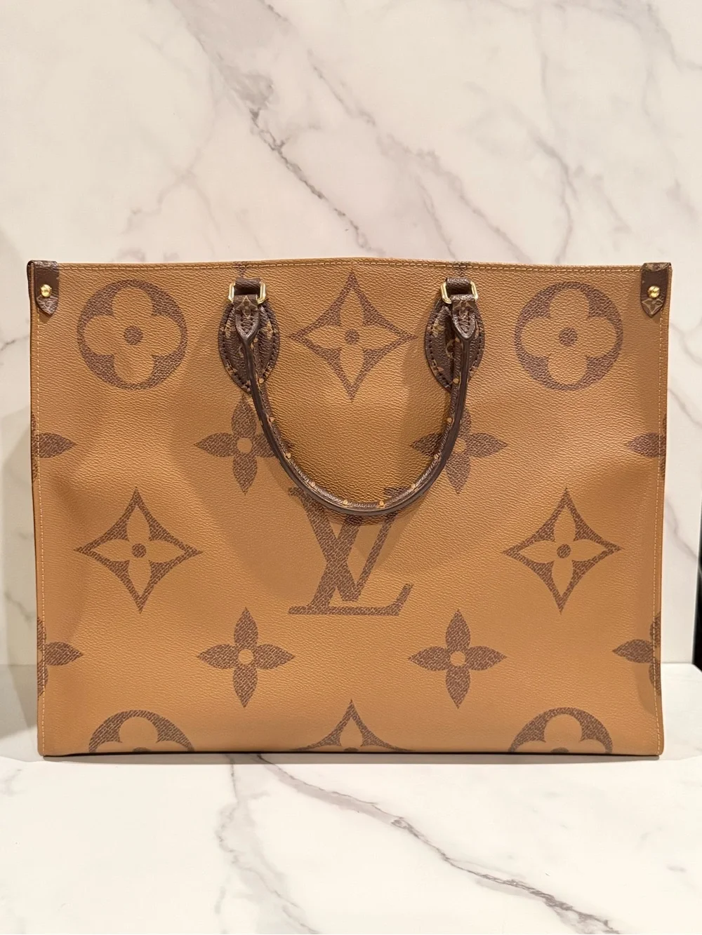 Louis Vuitton On The Go Reverse GM